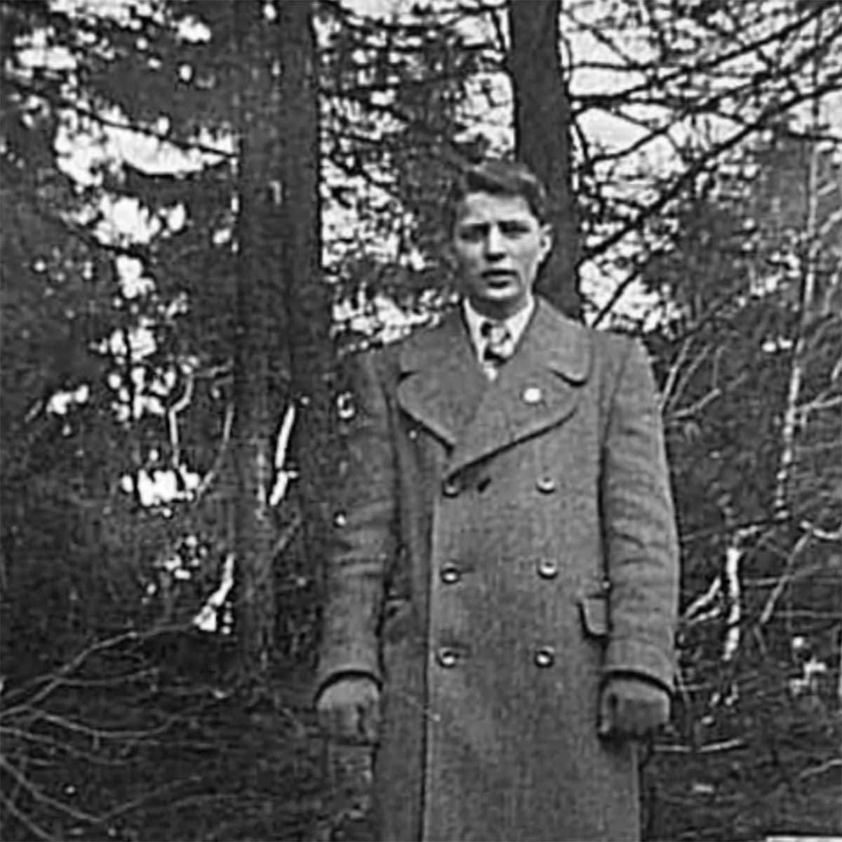 Heinz Elter ingressa na Marinha
